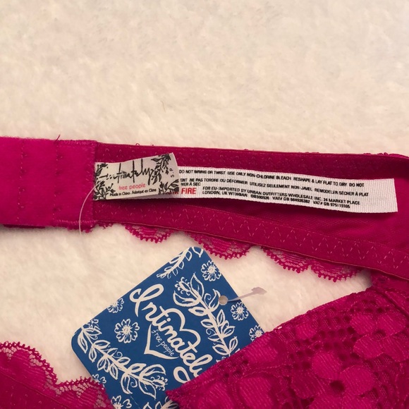 Free People Red Berry Women’s Bras - Picture 8 of 8